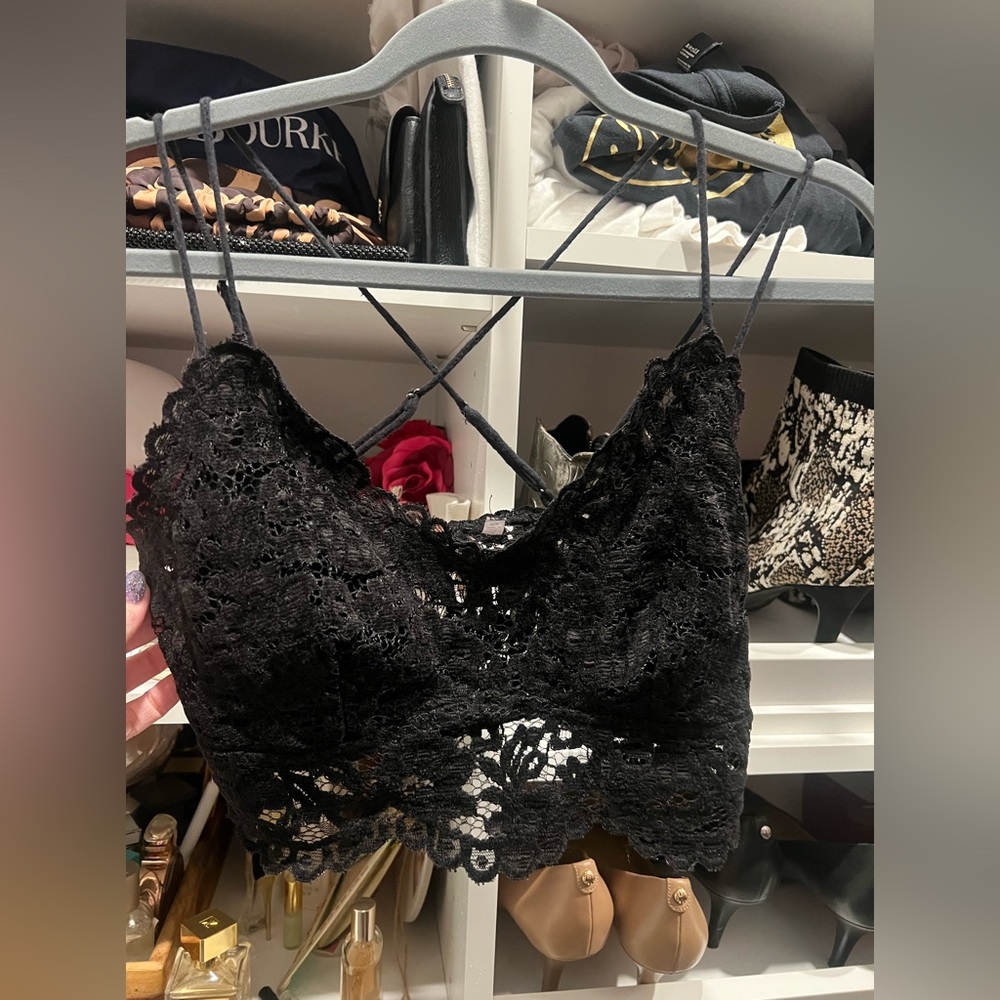 Free people adella bralette. Size medium. Color black.